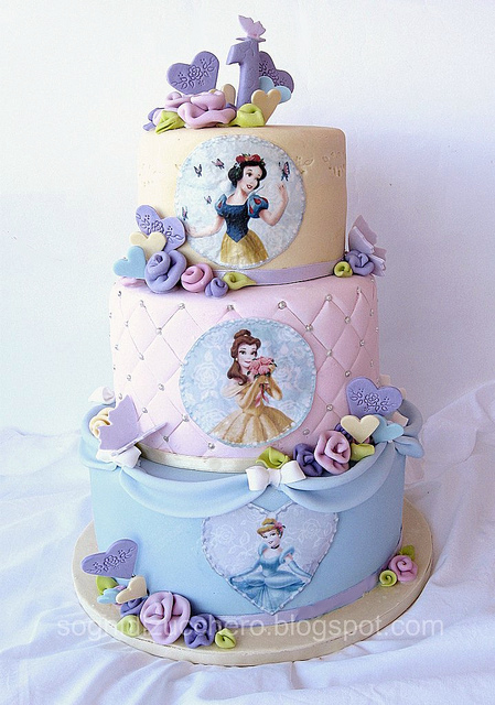 9 Photos of Disney Princess Cakes