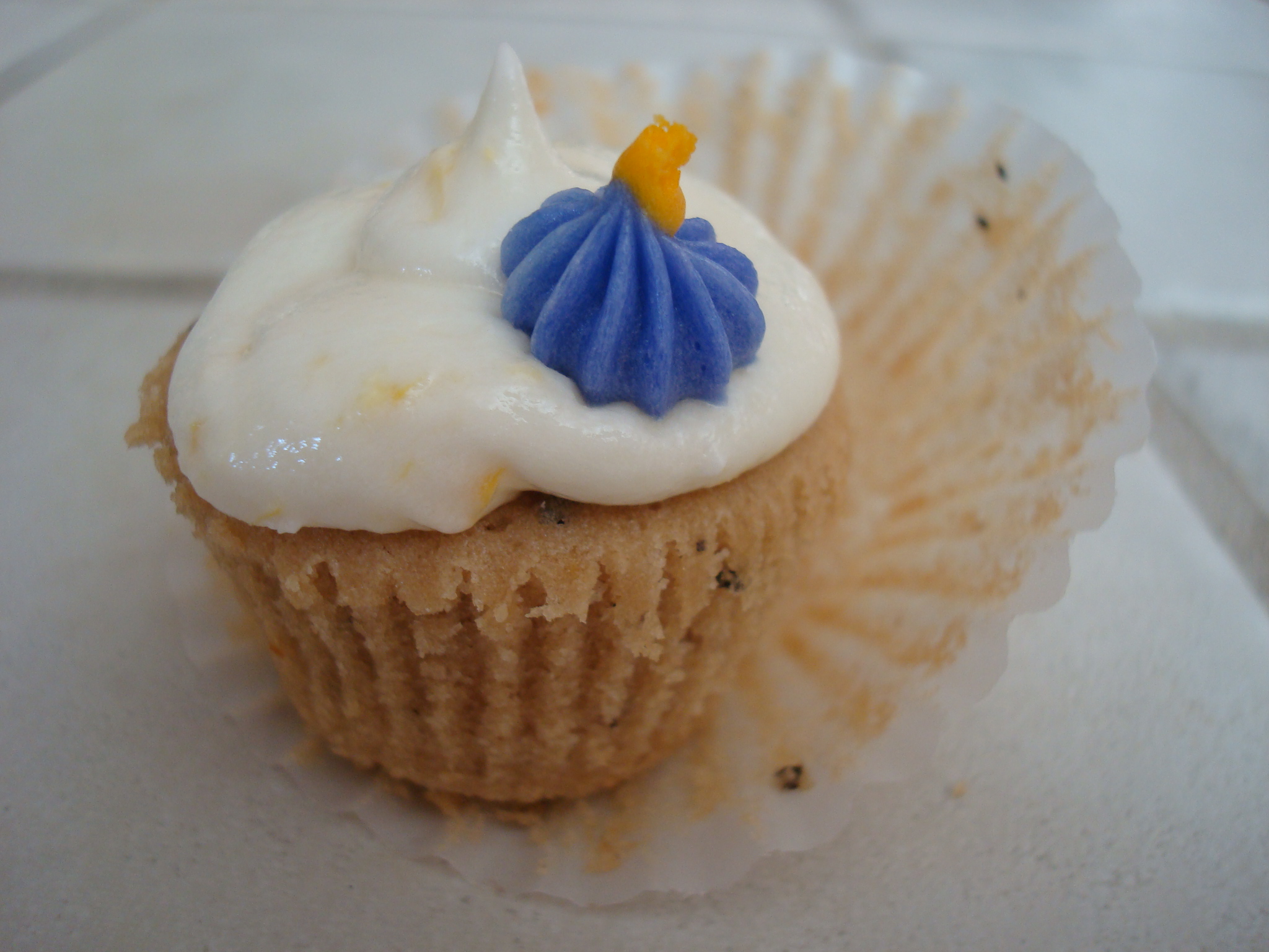 Earl Grey Lemon Honey Cupcakes with Buttercream