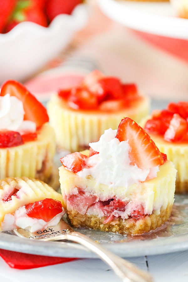 Mini Strawberry Cheesecakes