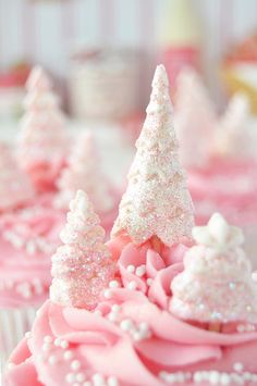 Pink Christmas Tree Cupcakes