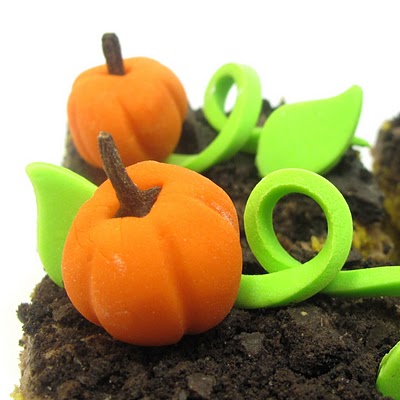 Pumpkin Patch Decorated Cake Ideas