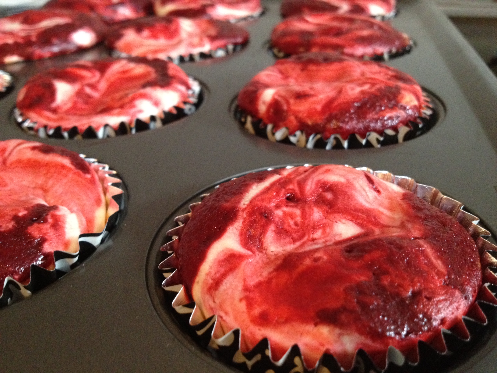 Red Velvet Cheesecake Cupcakes