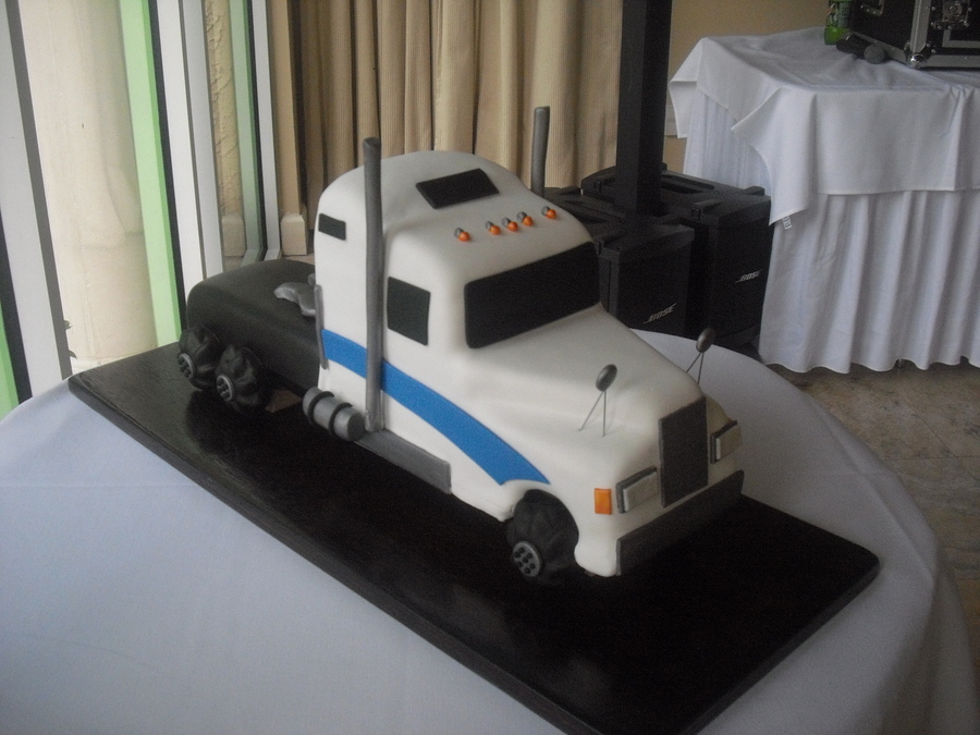 Semi Truck Birthday Cake