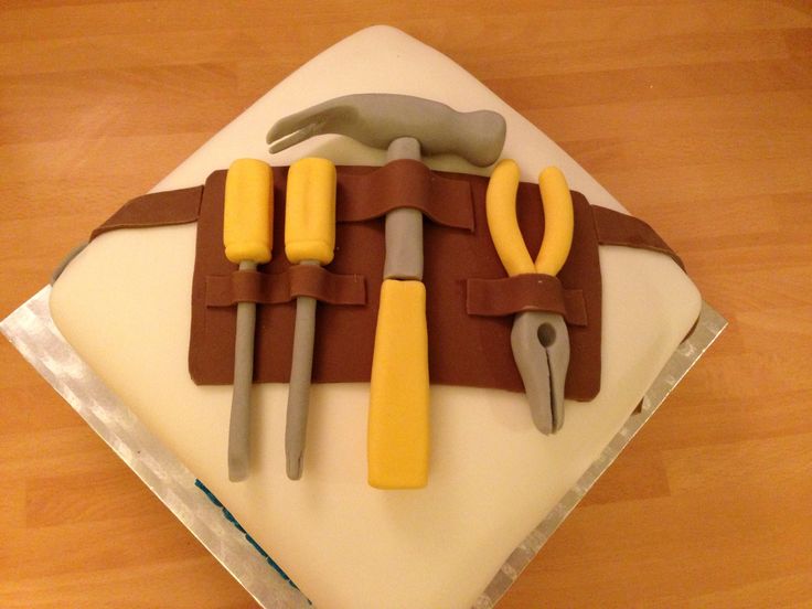 Tool Belt Cake