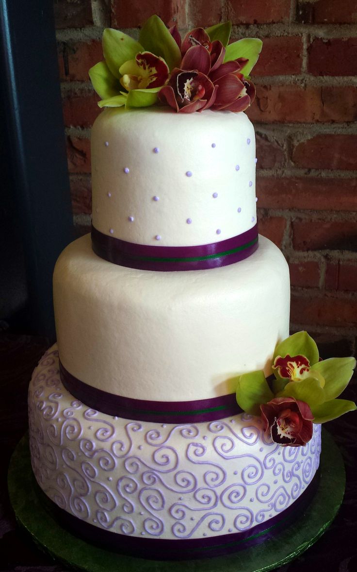 Wedding Cakes Made with Buttercream