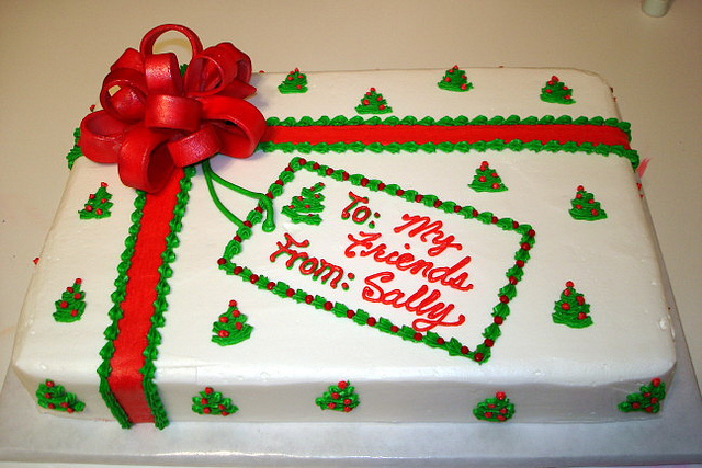 Christmas Sheet Cake Fondant Bow