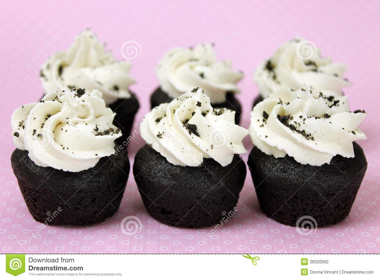 Cookies and Cream Cupcakes