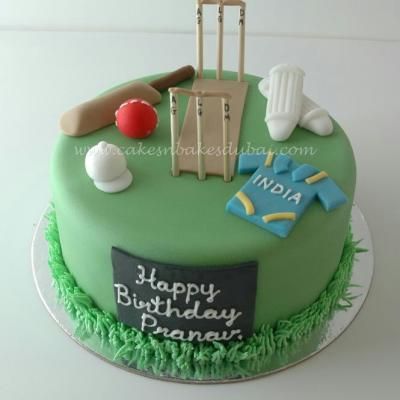 9 Photos of Belated Cricket Themed Cakes