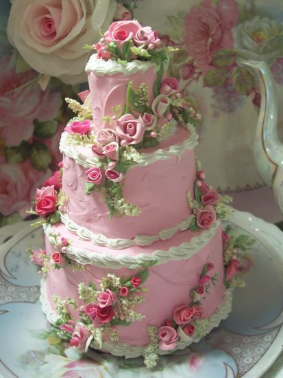 Faux Cottage Rose Shabby Cake