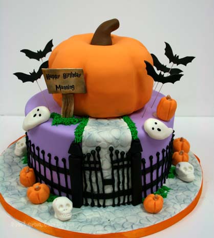 Halloween Birthday Cake Boy