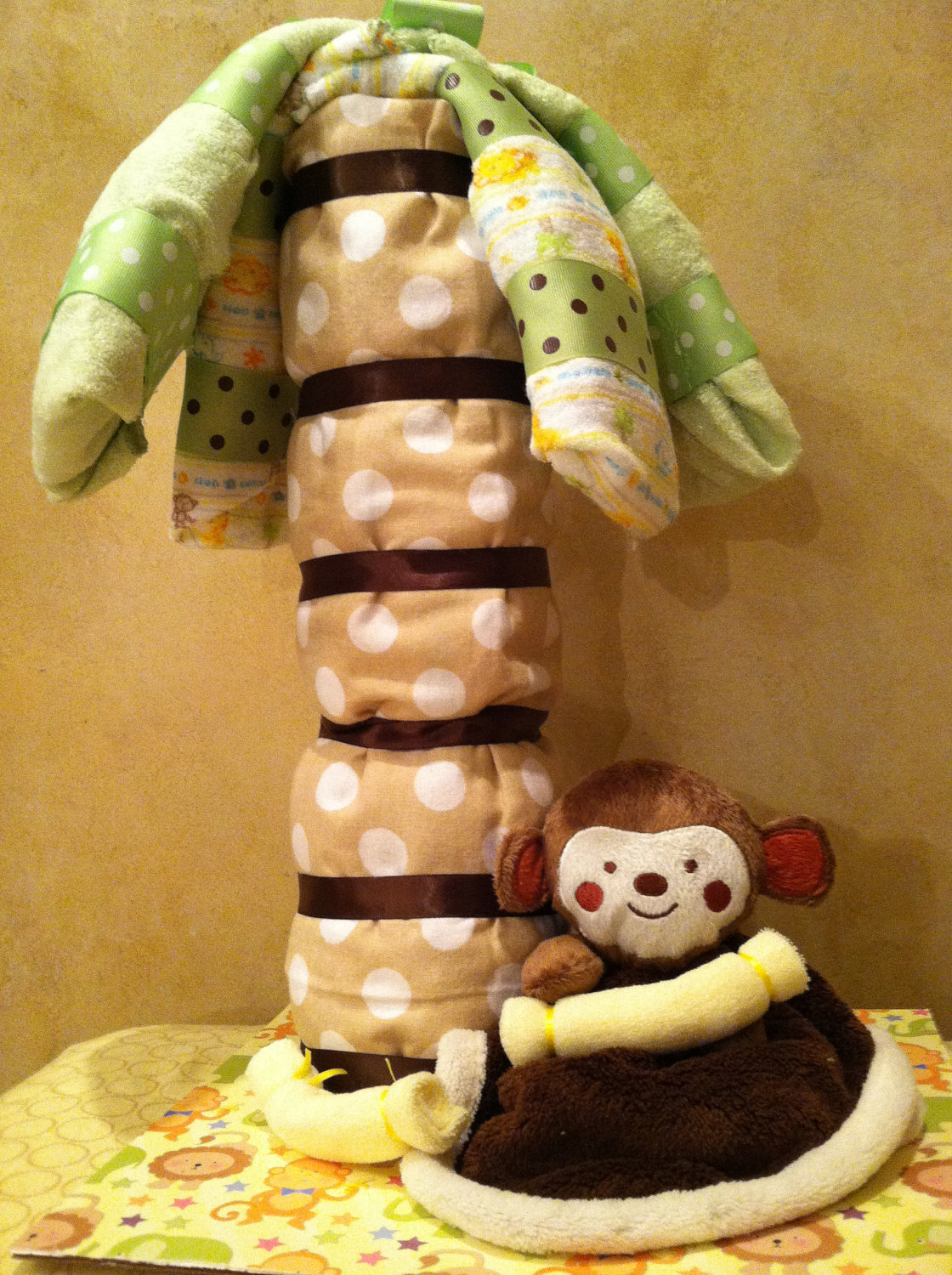 12 Photos of Animal Baby Shower Diaper Cakes