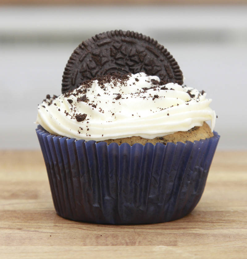 Oreo Cupcakes with Cream Cheese Icing