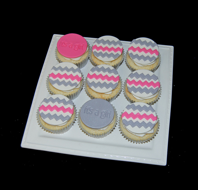 Pink and Gray Baby Shower Cupcakes