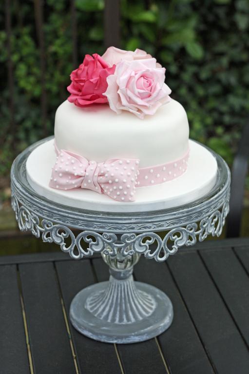 Vintage Rose Birthday Cake