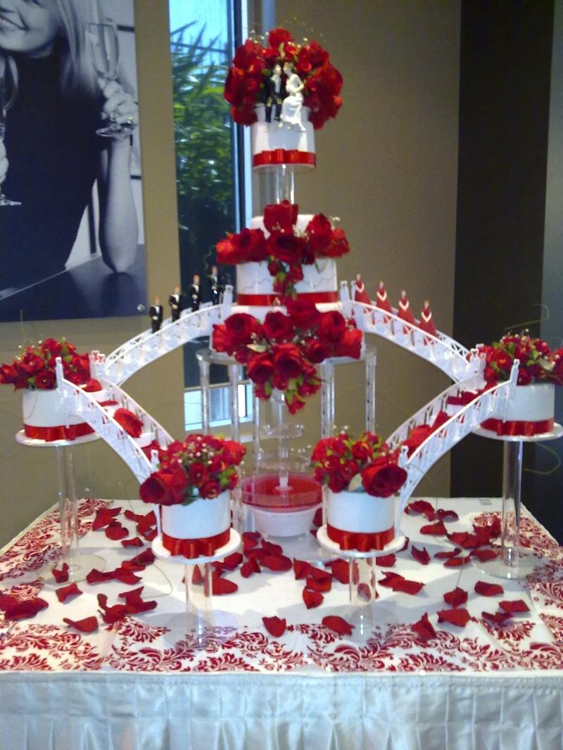 Wedding Cakes with Fountains