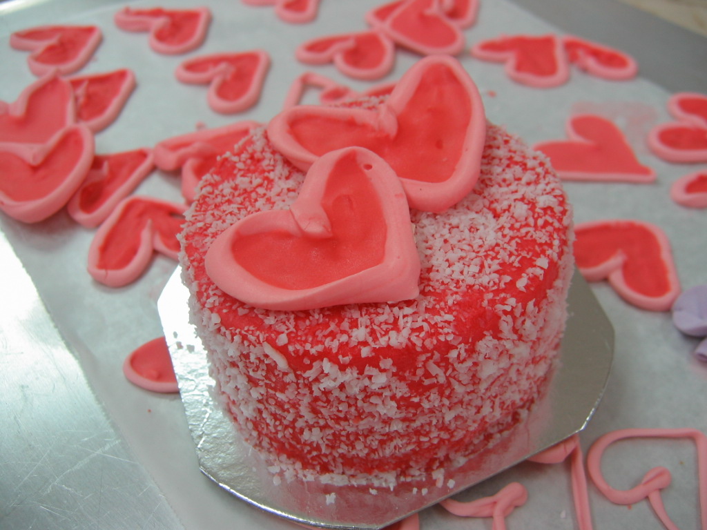 Beautiful Love Cake