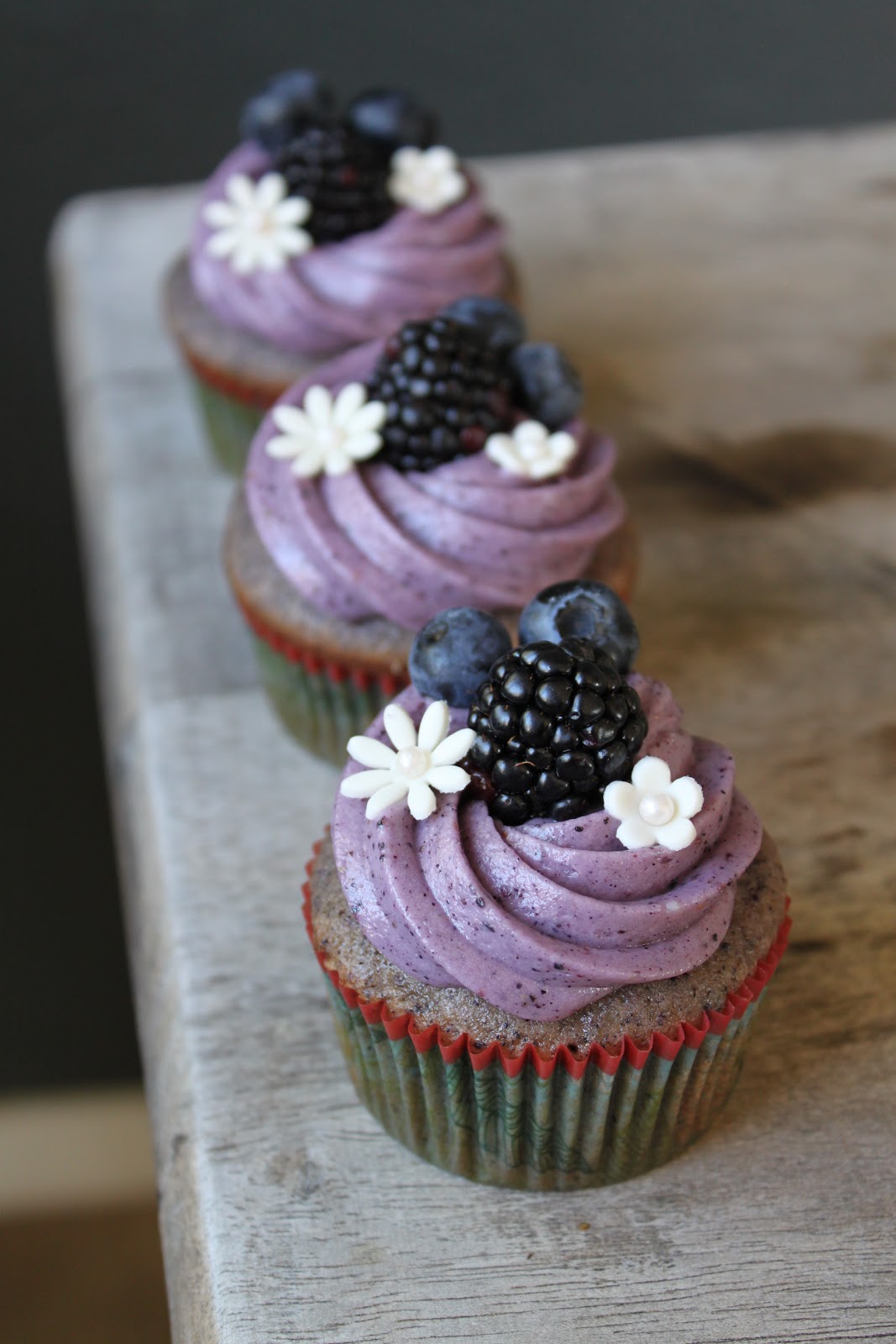 Blueberry-Blackberry Cupcakes