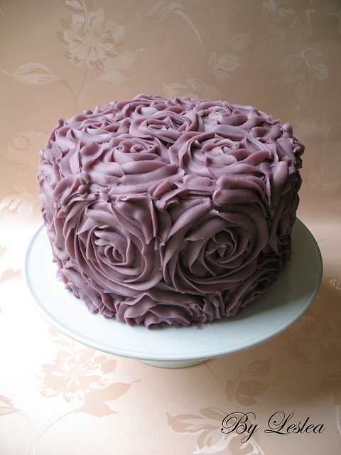 Buttercream Roses Cake