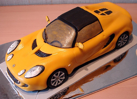 Car Shaped Birthday Cake