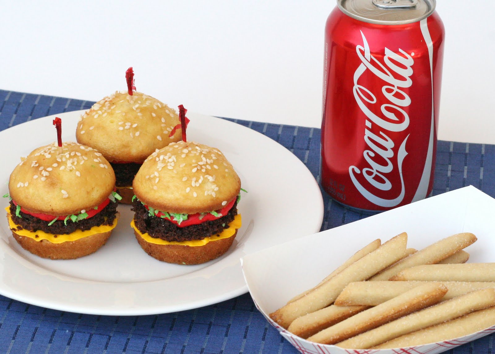 Cookie Hamburger Cupcakes and Fries