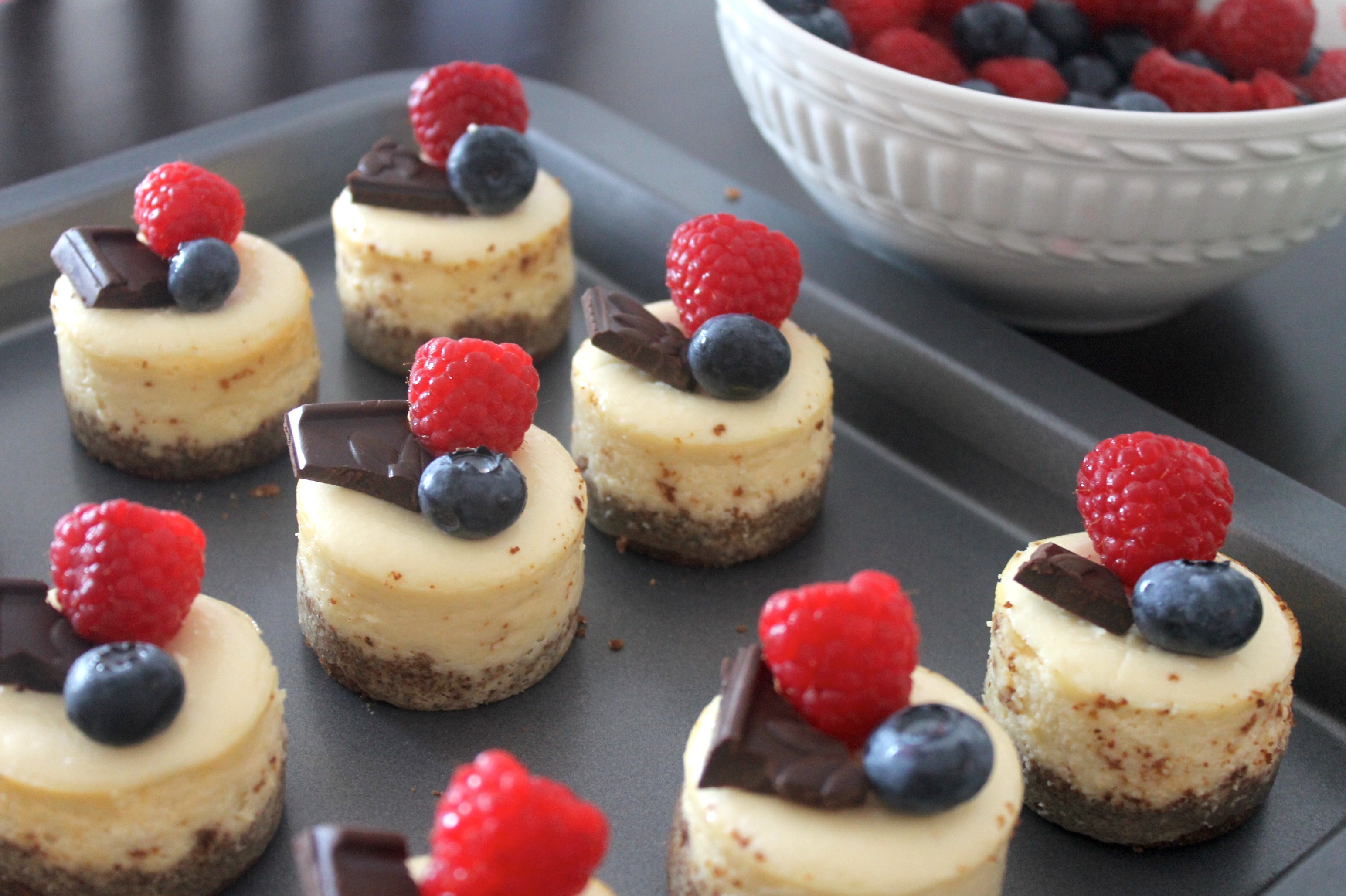 Mini Lemon Cheesecakes