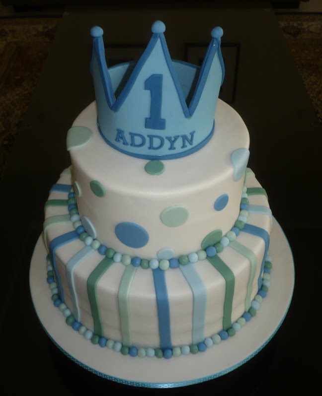 Prince Crown Cake