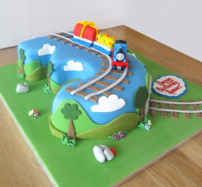 Thomas Tank Engine Cake