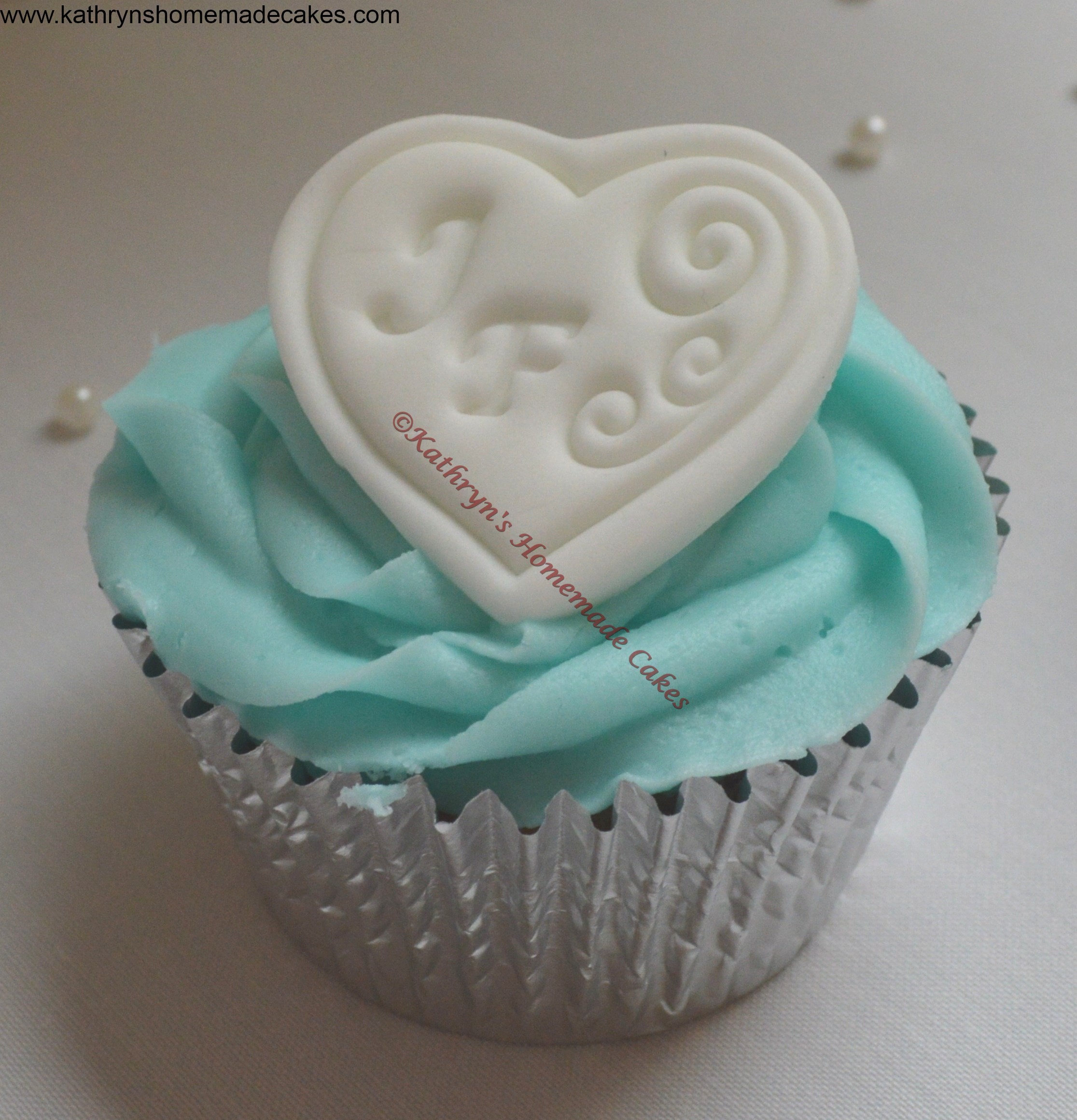 Turquoise Wedding Cake Cupcakes