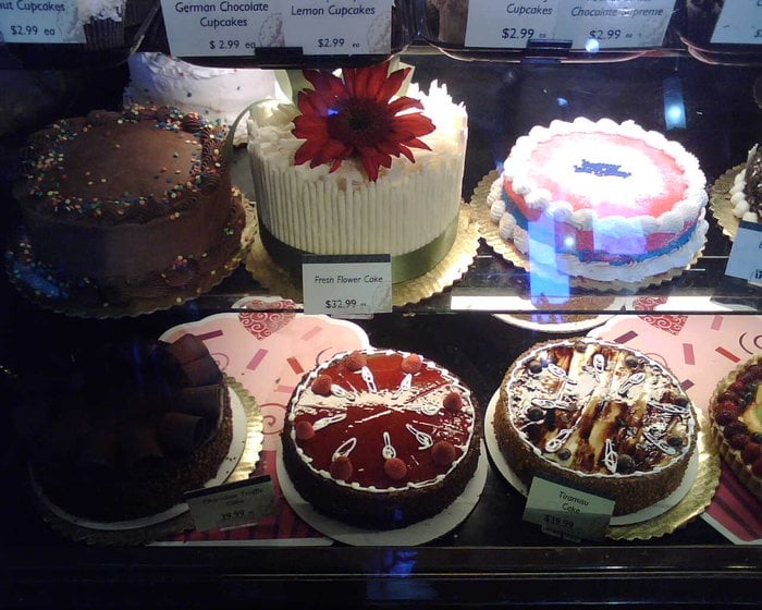 Bristol Farms Cakes