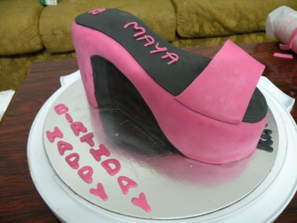 High Heel Shoe Cake