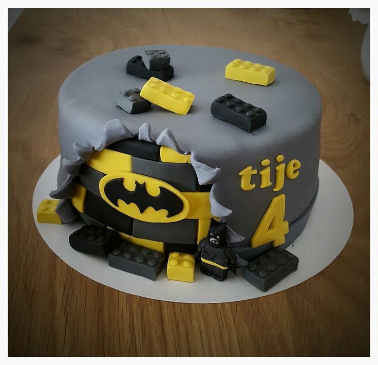 LEGO Batman Cake