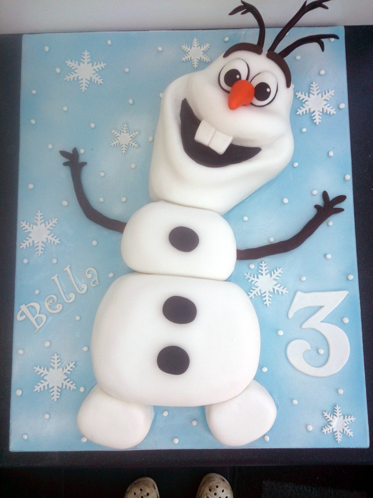 Olaf Birthday Cake