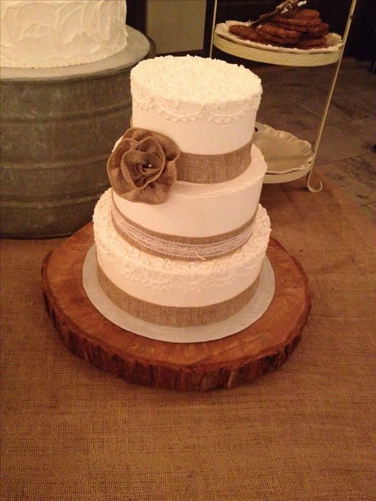 11 Photos of Burlap Romantic Vintage Cakes