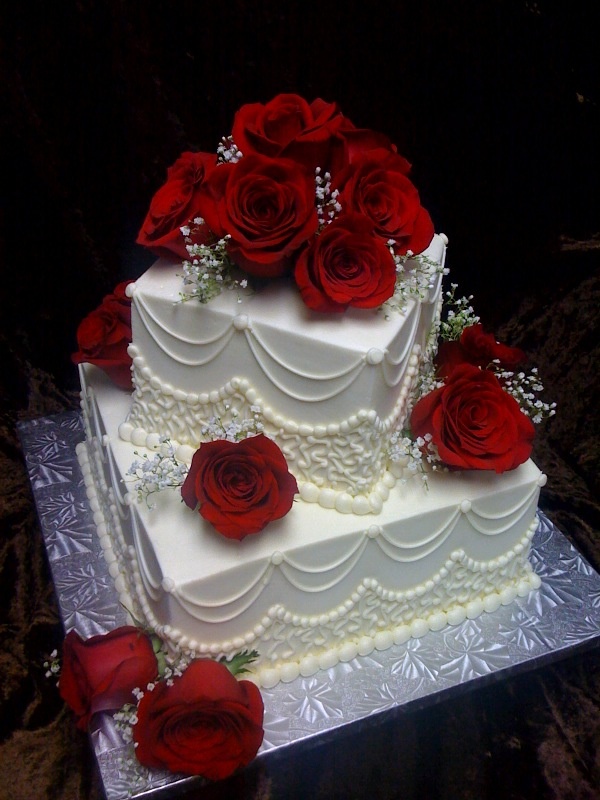 Two Tier Wedding Cakes with Roses