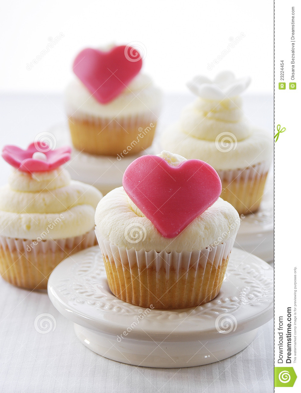 Valentine Vanilla Cupcakes