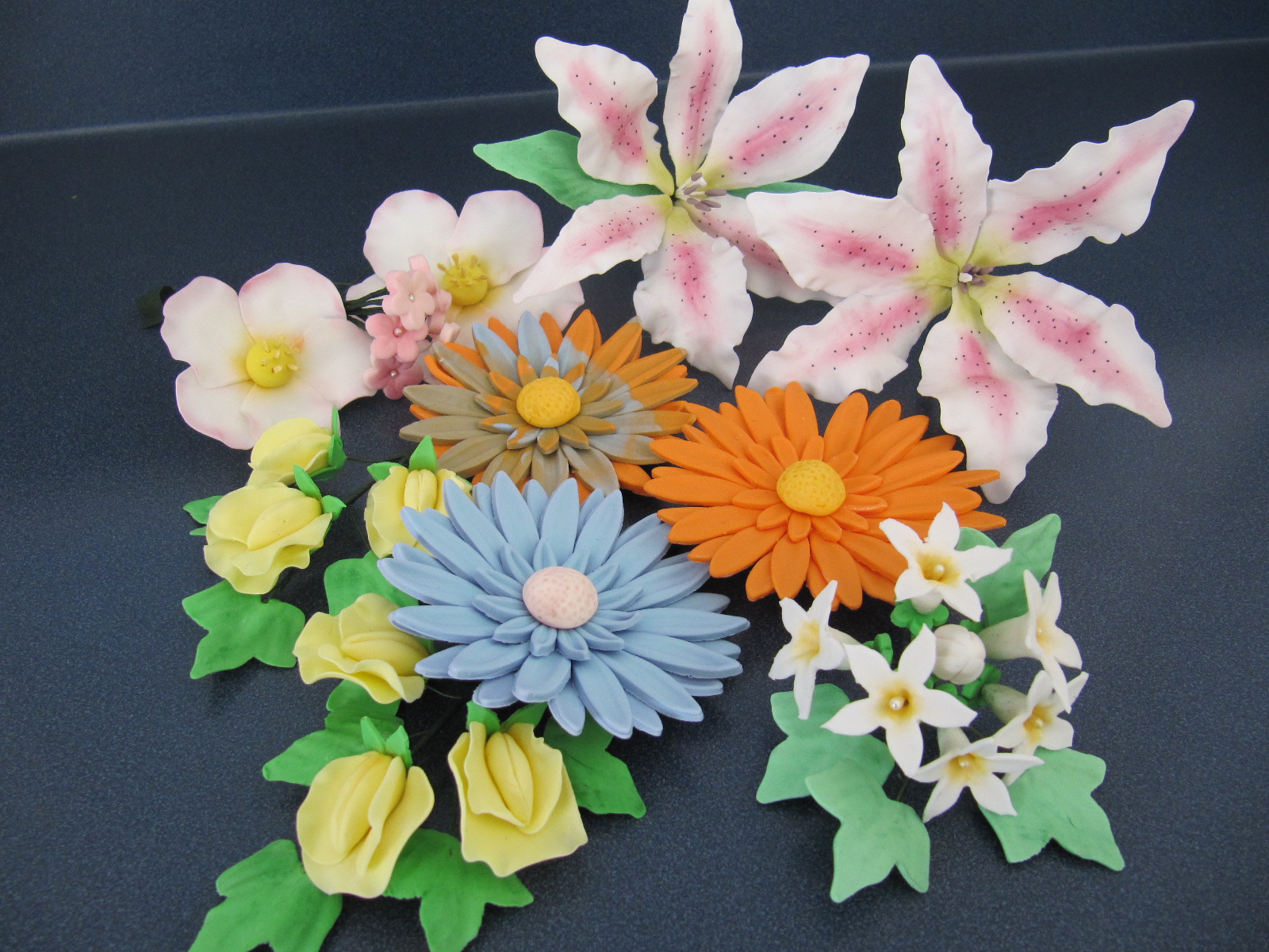 Wilton Cake Decorating Flowers