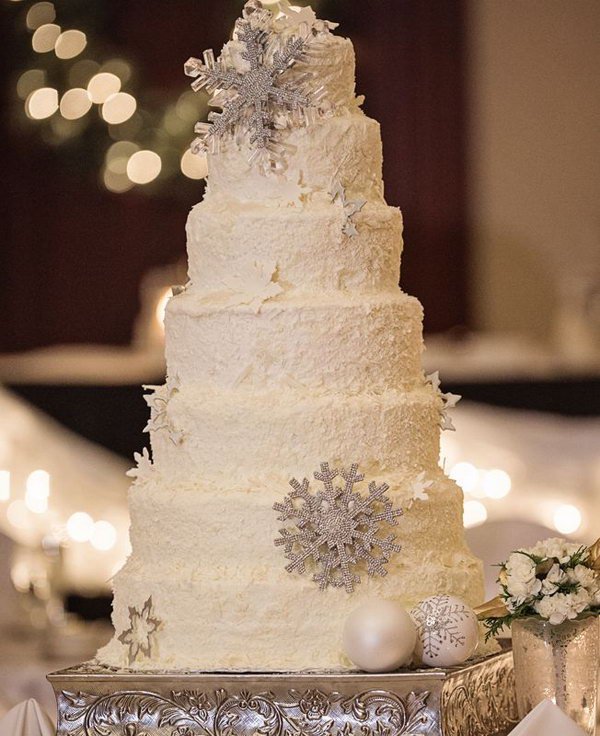 Winter Wedding Cake