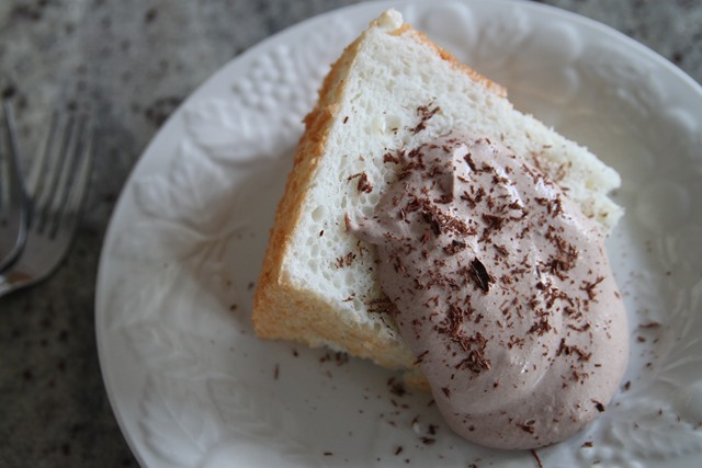 Angel Food Cake with Whipped Cream