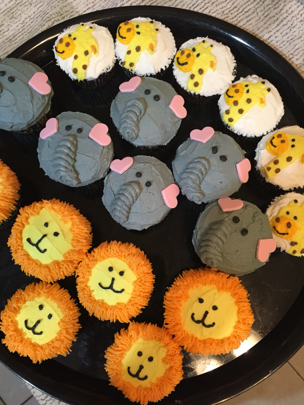 Baby Shower Cakes Jungle Animals Cupcakes