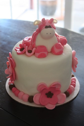 Baby Shower Giraffe Cupcake Cake