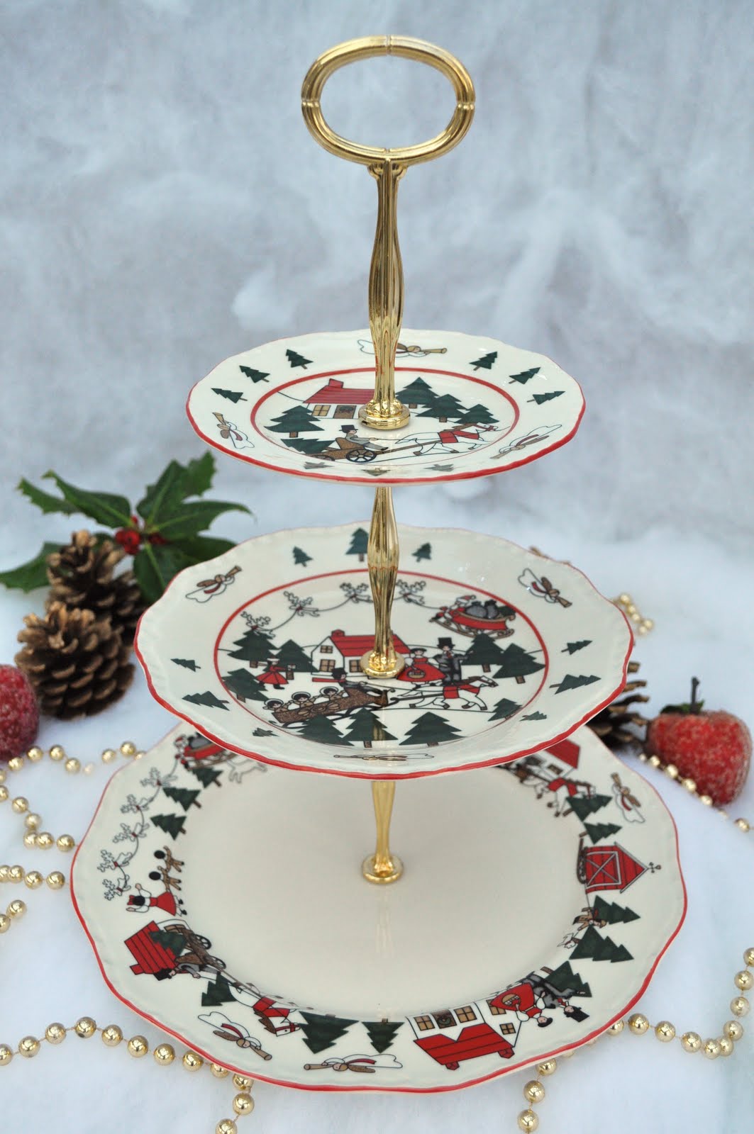 Christmas Cake Plate Stands