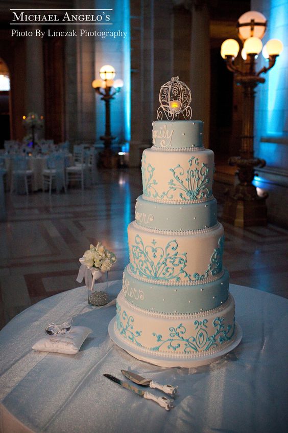 Cinderella Carriage Wedding Cake