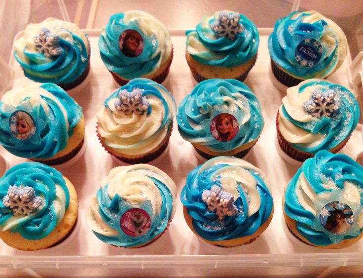 Disney Frozen Birthday Cupcakes