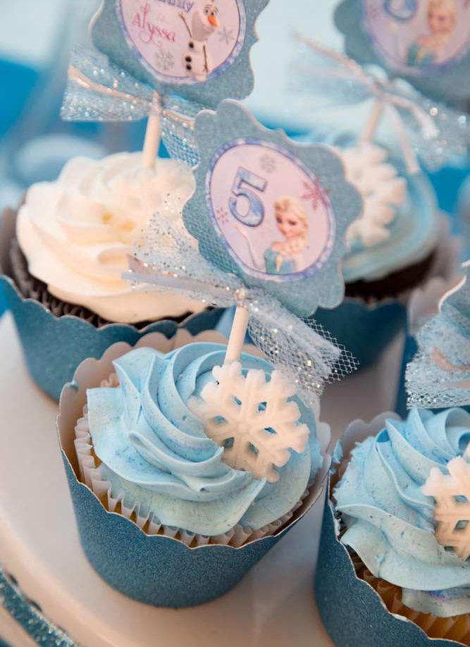 Disney Frozen Birthday Party Cupcakes