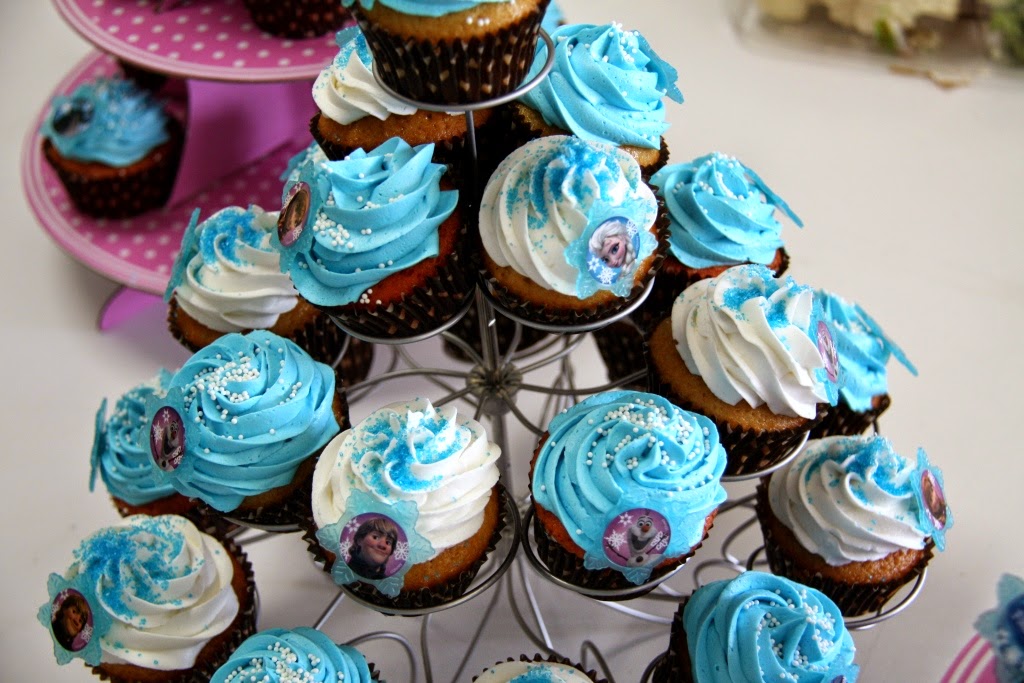 Disney Frozen Cupcakes