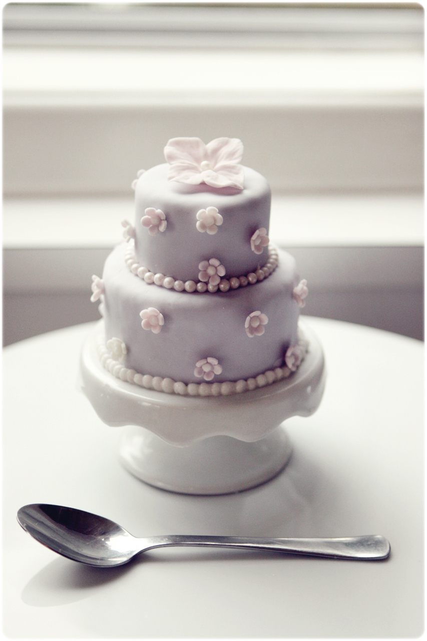 Individual Mini Wedding Cakes