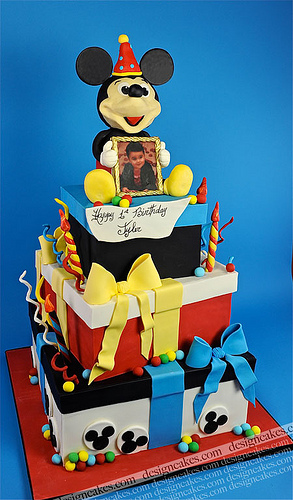 Mickey Mouse Cake