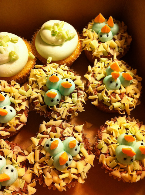 Nature Themed Baby Shower Cakes and Cupcakes