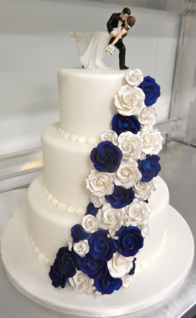 Navy Blue Wedding Cake Ideas