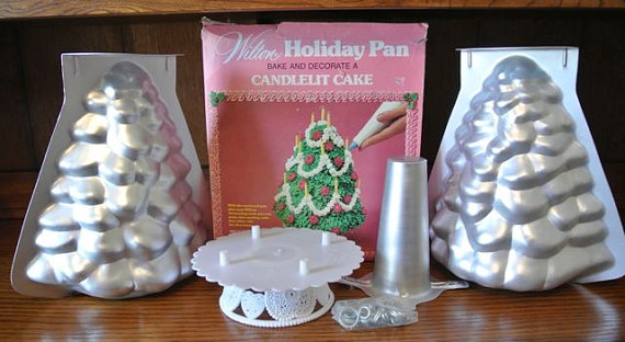 Stand Up Christmas Tree Cake Pan Wilton